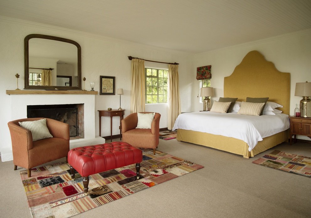 Accommodation and Amenities at Hotel Muhabura