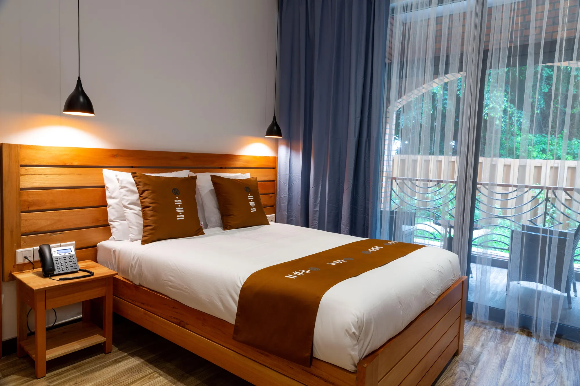 Rooms at Hotel Chez Lando